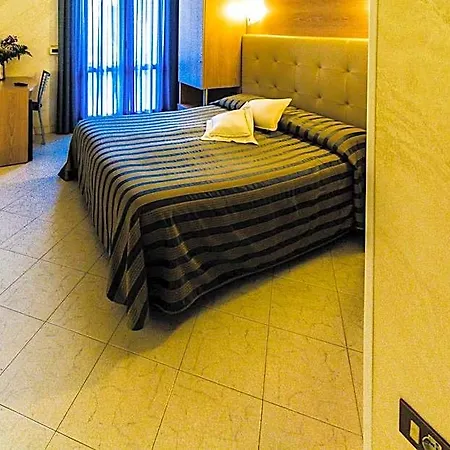 فندق Baviera 3*