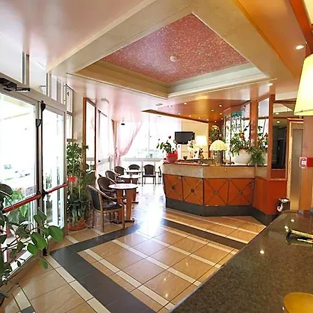 فندق Baviera 3*